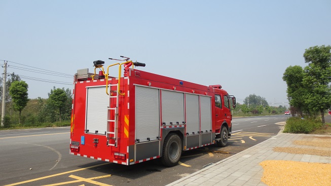 東風天錦森林消防車（6噸）圖片